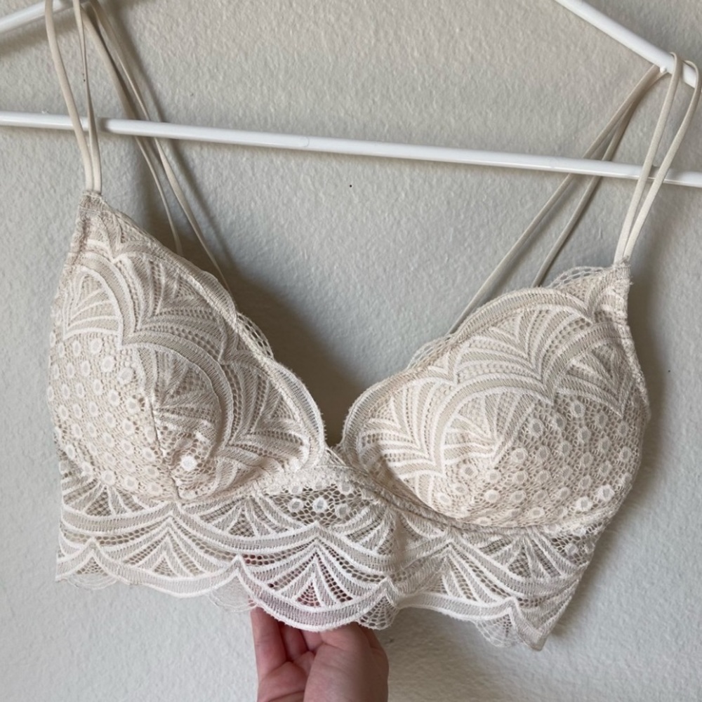 Auden Lace Bralette - Picture 3 of 4
